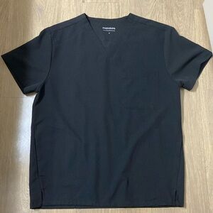 Black Mandala men’s scrub top size medium